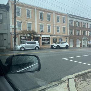 Brotherton's Family Restaurant